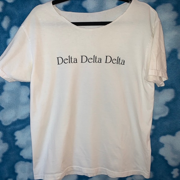 Vintage Delta Delta Delta T-shirt - Picture 1 of 2
